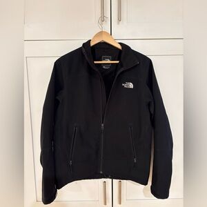 The North Face Men's Black SoftShell Jacket Fleece Lined